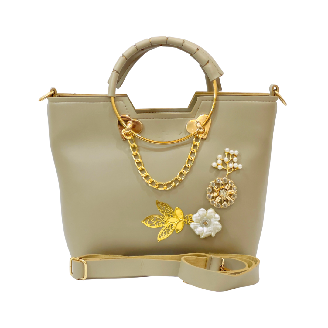 Chic Beige Tote for Everyday